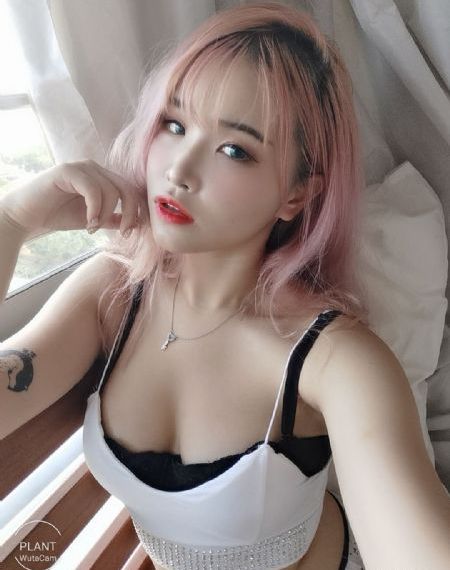 动漫美女被吸乳羞羞动漫_JVID性感写真